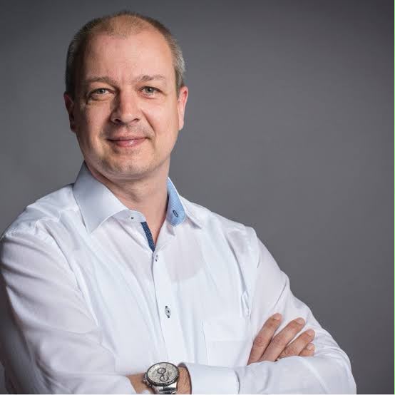 Portrait of Andreas, the client behind XPERTS Marketplace